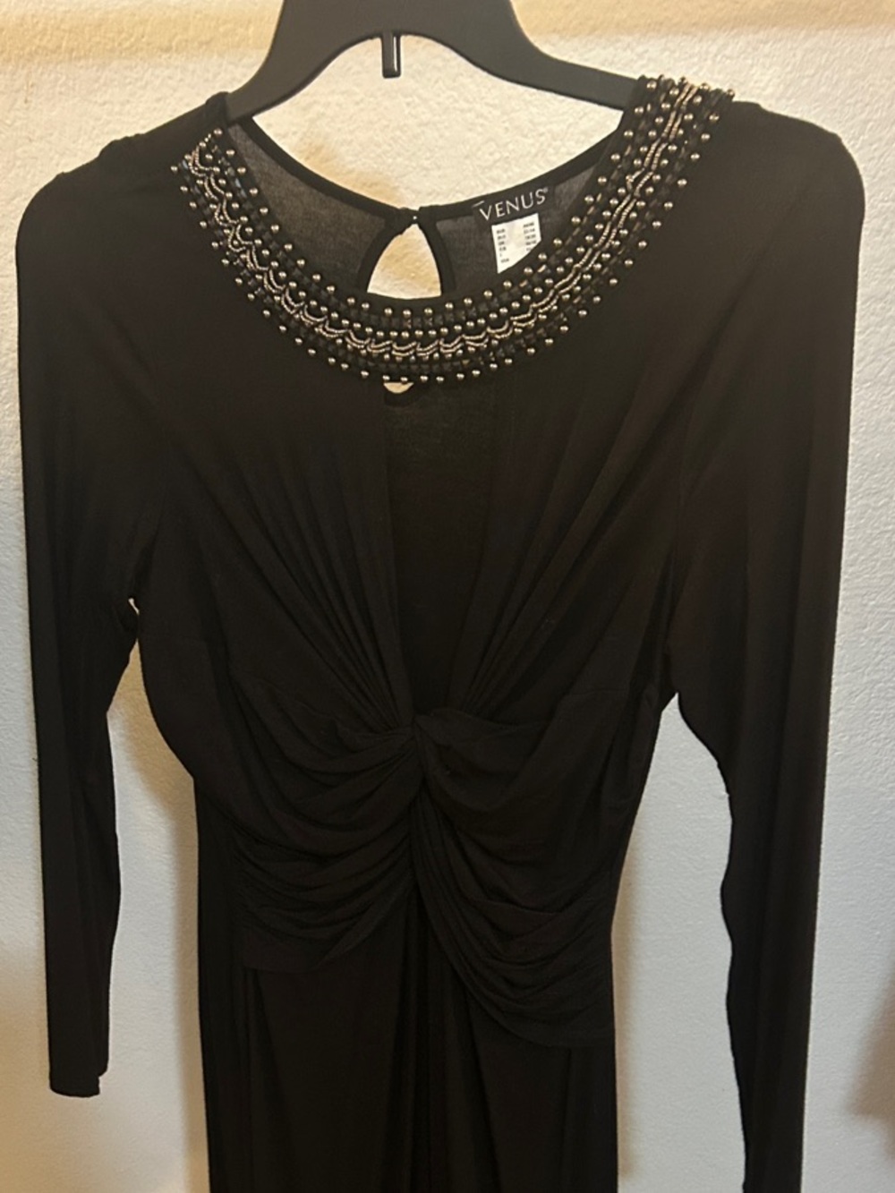 VENUS Black Long-Sleeve Beaded Knot-Front Dress